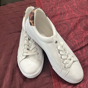Nine West White and Brown Athletic Shoes with Lace-Up Design